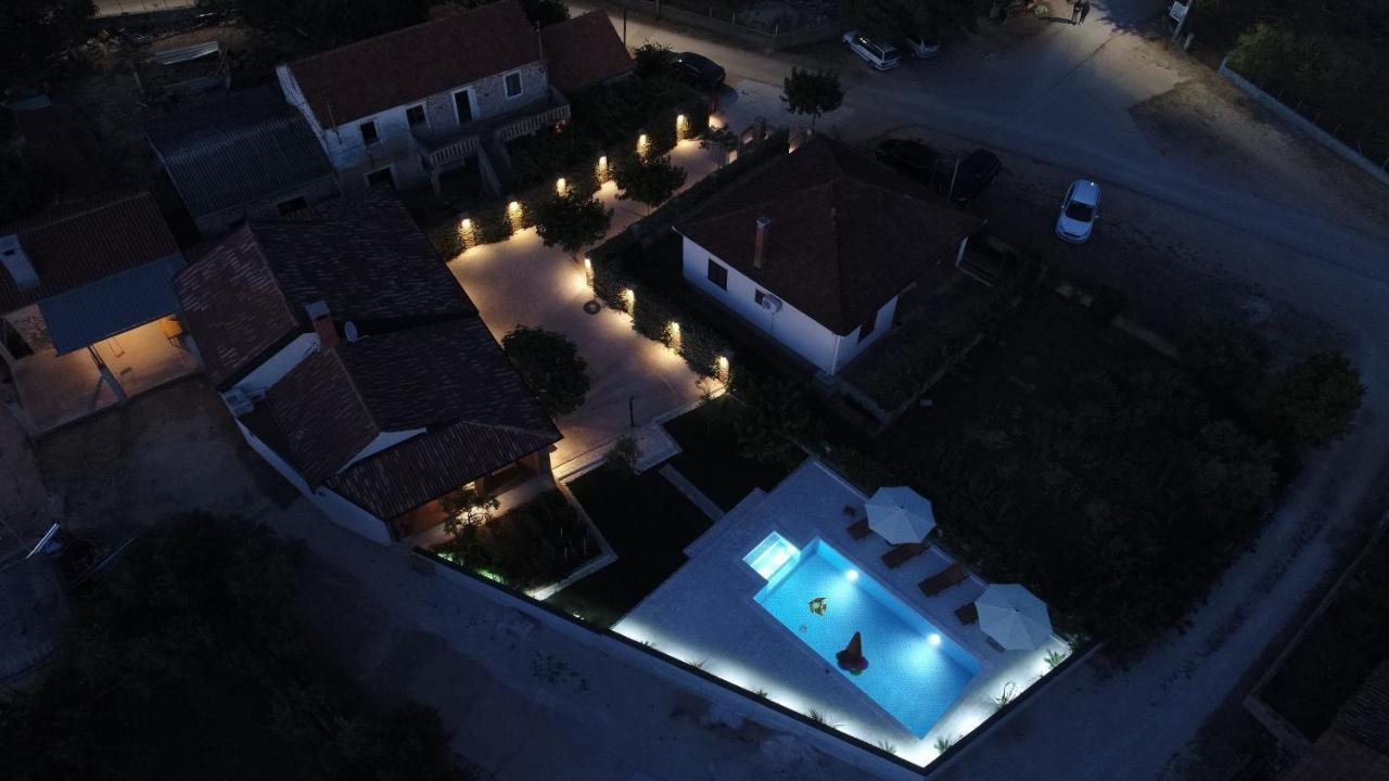 Villa Navita Augustinus With Pool Debeljak Extérieur photo